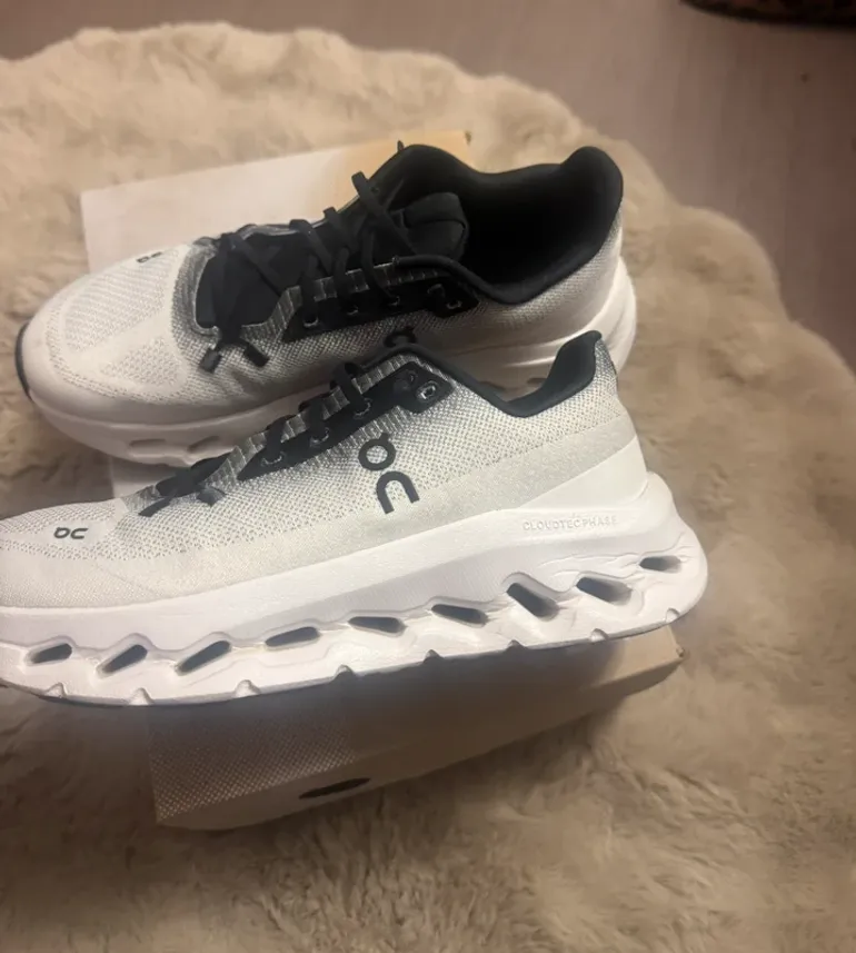 Tweedehands On Running Cloud bike — afbeelding 6 van 8