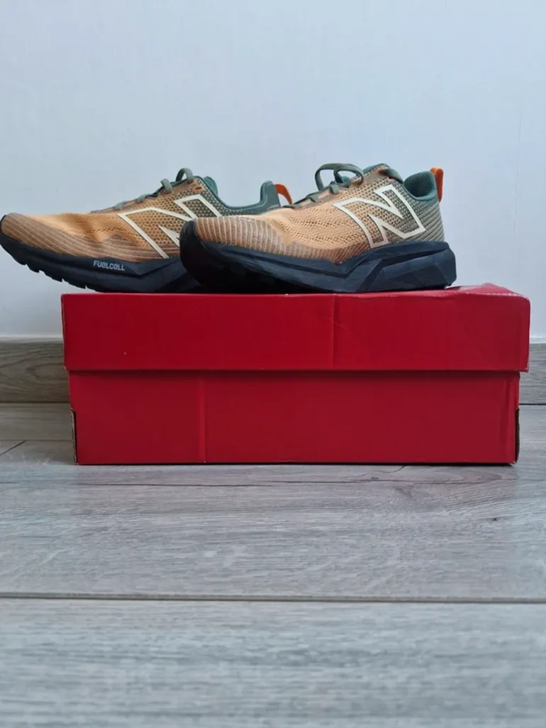 New Balance Venym trail 2026 bike de segunda mano — imagen 1 de 3