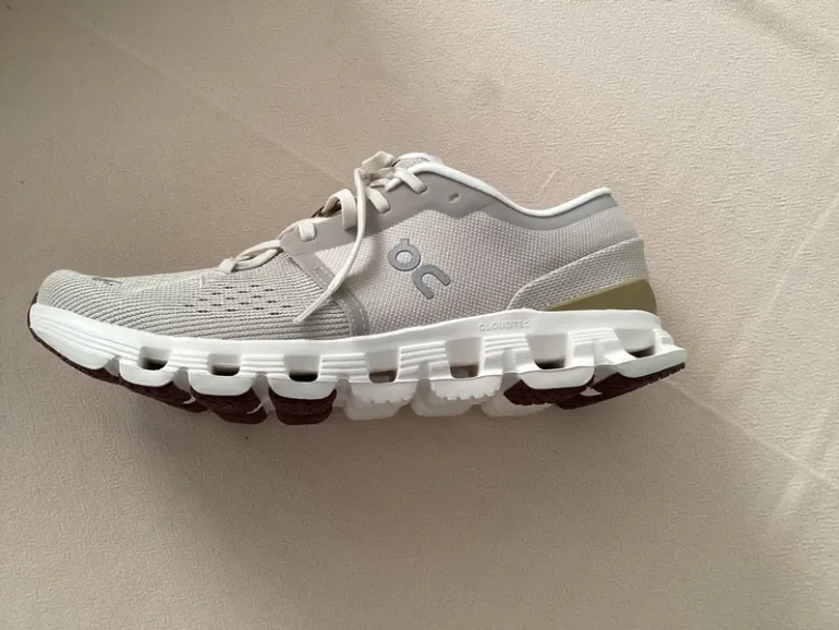 Used On Running Cloud X 4 bike — image 4 of 4