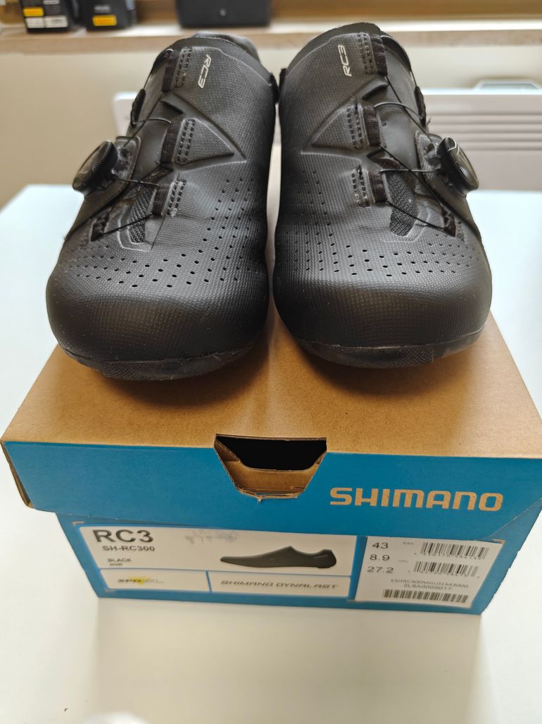 Shimano RC3 Road Cycling Shoes 2024 bike d'occasion — image 1 sur 8