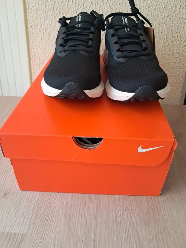 Brugt Nike Running Shoes bike — billede 4 af 8