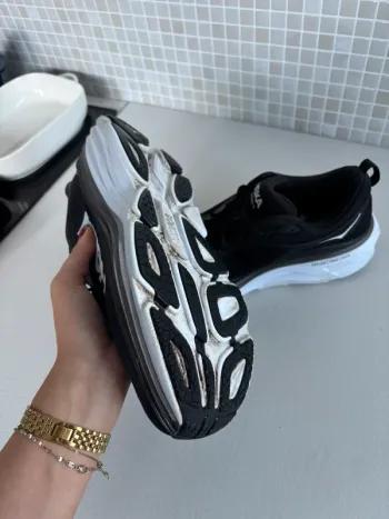 Tweedehands Hoka Bondi 8 bike — afbeelding 6 van 7