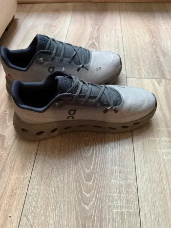 Gebrauchtes On Running Cloud bike — Bild 7 von 8