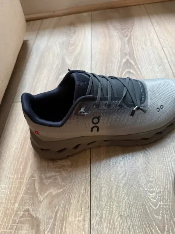 Gebrauchtes On Running Cloud bike — Bild 6 von 8