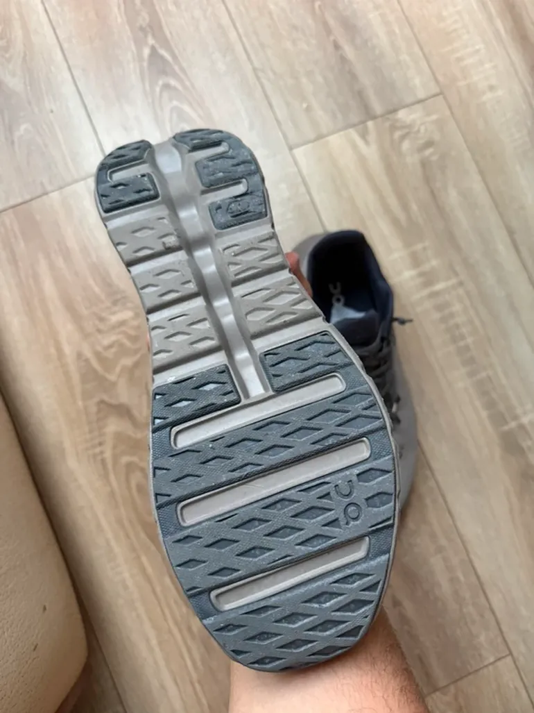 Gebrauchtes On Running Cloud bike — Bild 8 von 8