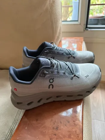 Gebrauchtes On Running Cloud bike