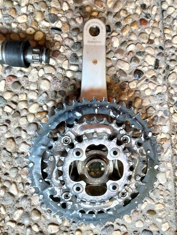 Used Shimano Guarnitura bike — image 2 of 3