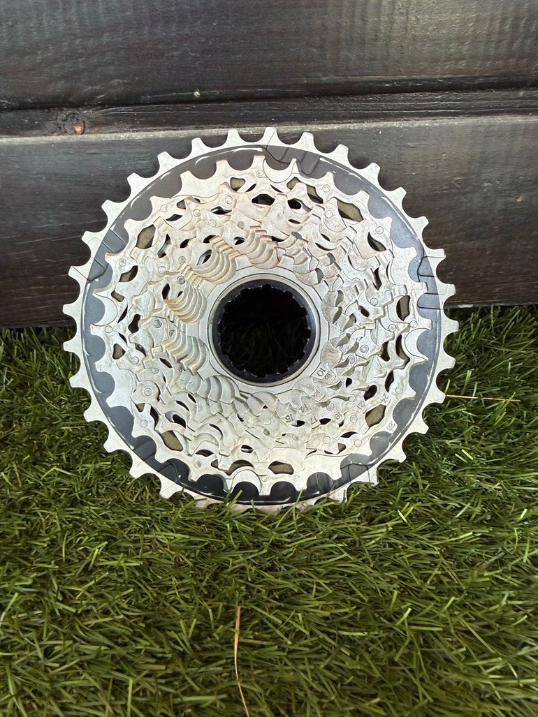 Sram Force E1 10/33 12V 2026 bike d'occasion — image 1 sur 8