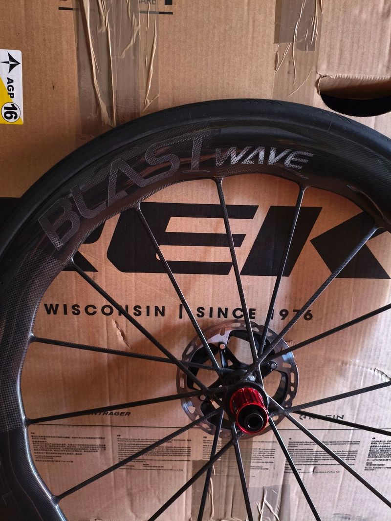 Used Blast Wave Summit Rear Wheel 2026 bike — image 2 of 8