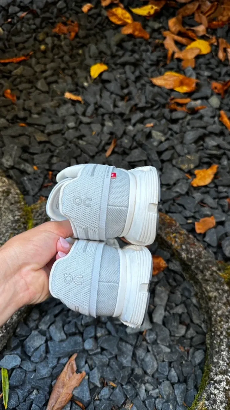 Tweedehands On Running Cloud 6 bike — afbeelding 10 van 11