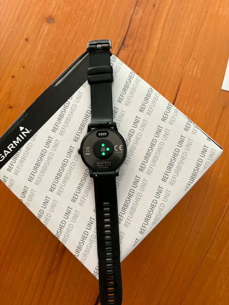 Garmin vivoactive 3 bike d'occasion — image 2 sur 3