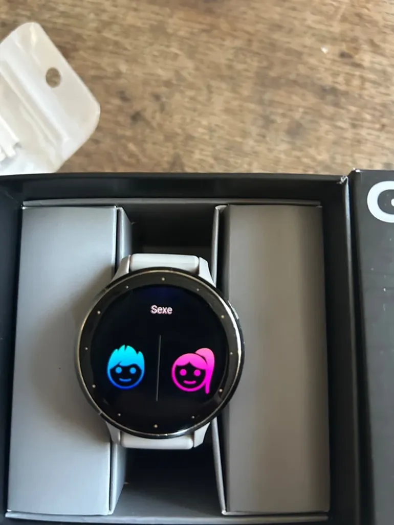 Garmin Venu 3S bike d'occasion — image 3 sur 4