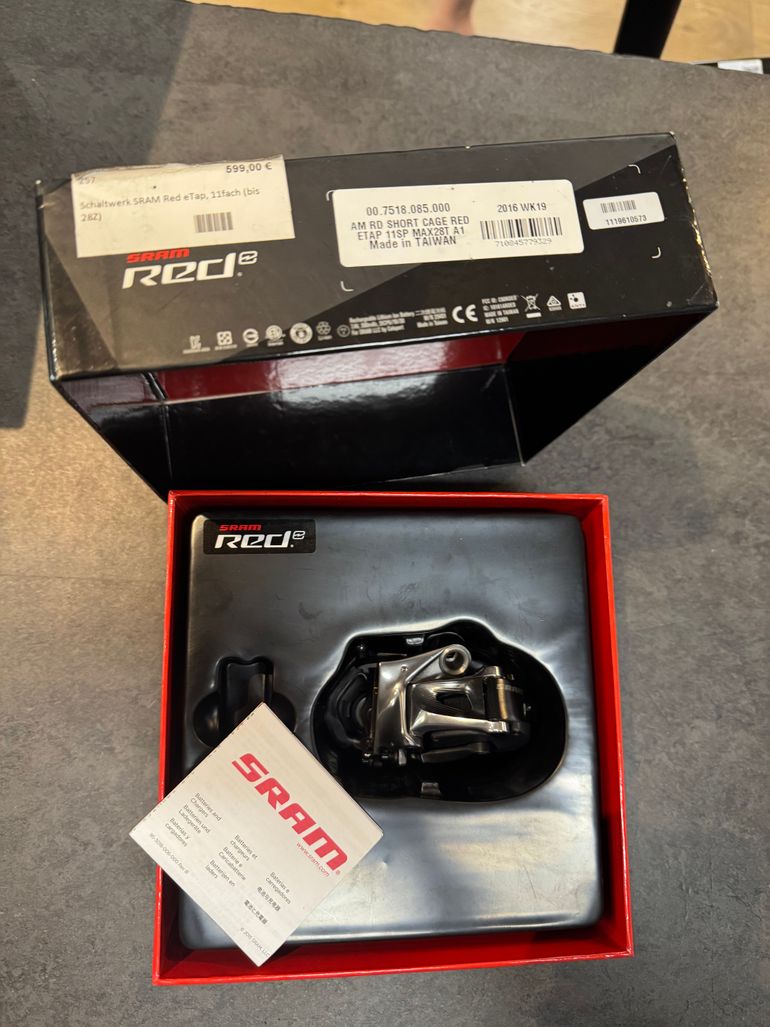 Sram Red etap 11-fach short cage bis 28Z 2016 bike d'occasion — image 1 sur 5