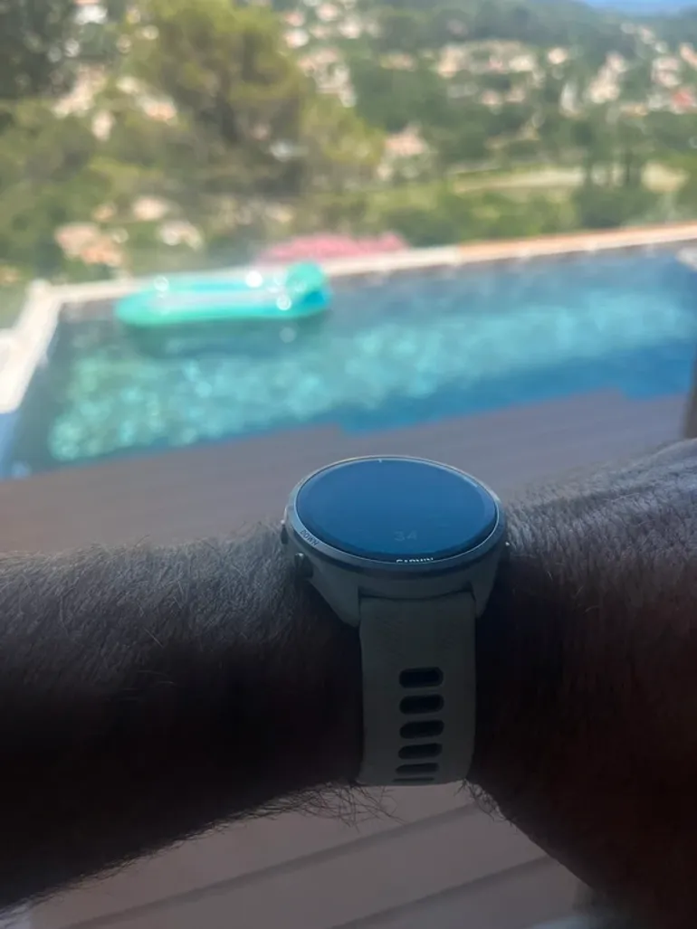 Garmin Forerunner 965 bike d'occasion — image 1 sur 5