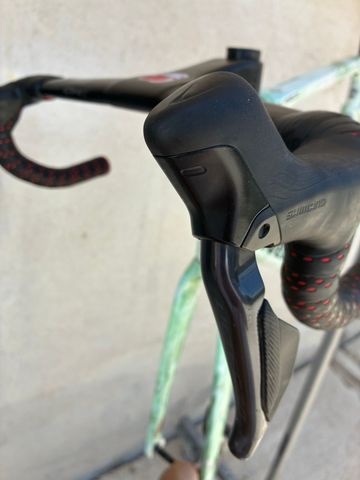 Shimano Ultegra Di2 12-speed Groupset with Power Meter and Dura-Ace Disc Rotors 2025 Groupset usato