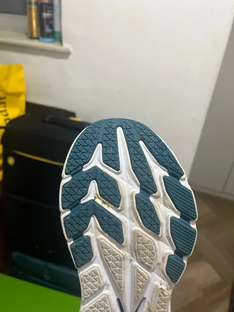 Hoka Bondi bike usato — immagine 4 di 7