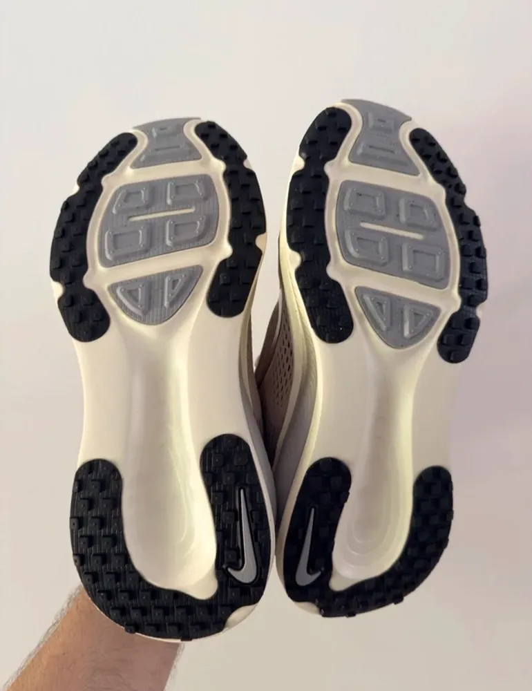 Gebrauchtes 100% Vomero 18 SE 2026 bike — Bild 6 von 6