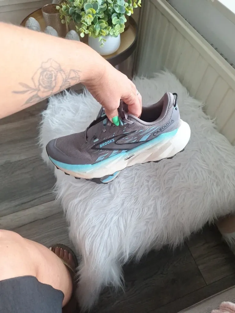 Brooks Cascadia 19 bike d'occasion — image 2 sur 4