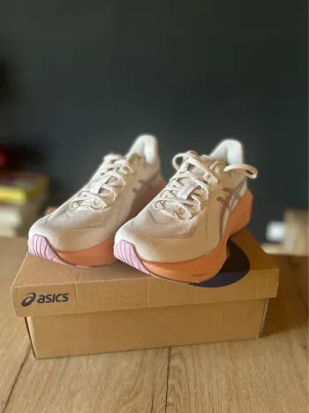 Asics Dynablast 6 bike usato