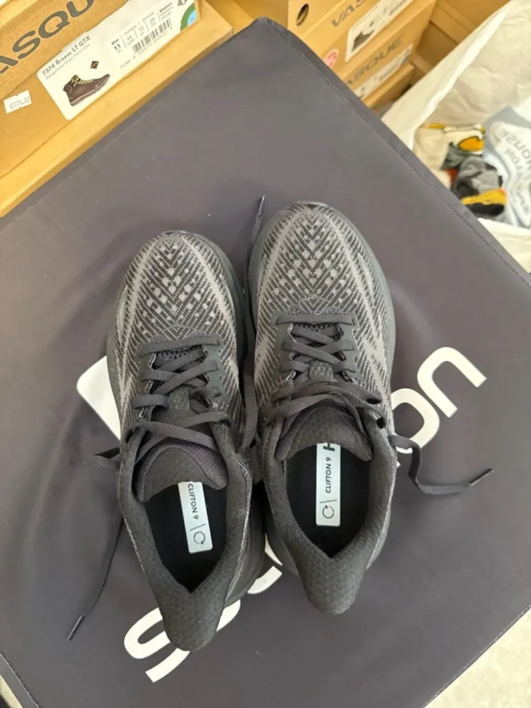 Hoka Clifton 9 bike usato — immagine 3 di 4