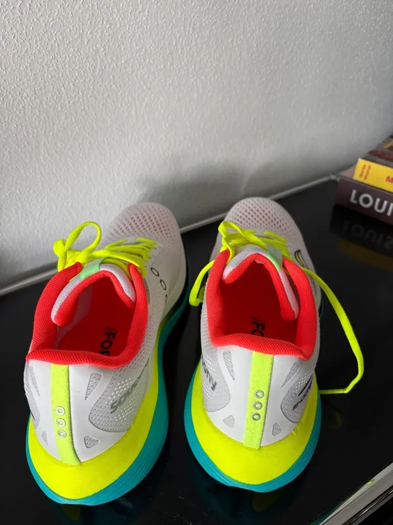 Gebrauchtes Saucony Endorphin Trainer bike — Bild 7 von 8