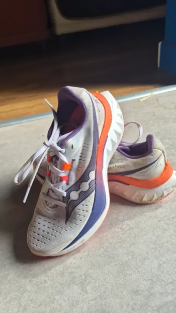 Saucony Endorphin Speed bike usato