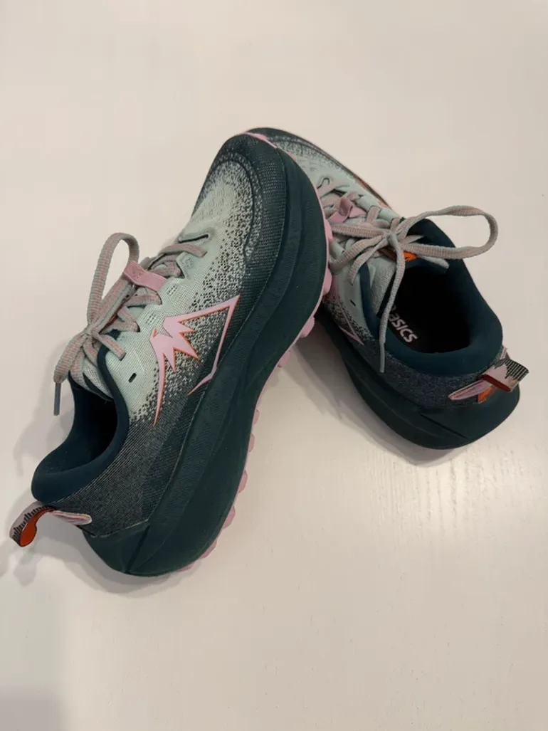 Tweedehands Asics Trabuco MAX 4 bike — afbeelding 4 van 8