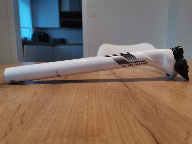 Colnago CLX V1-R C40 Carbon Seatpost 27.2 300mm White 2006 bike d'occasion — image 4 sur 15