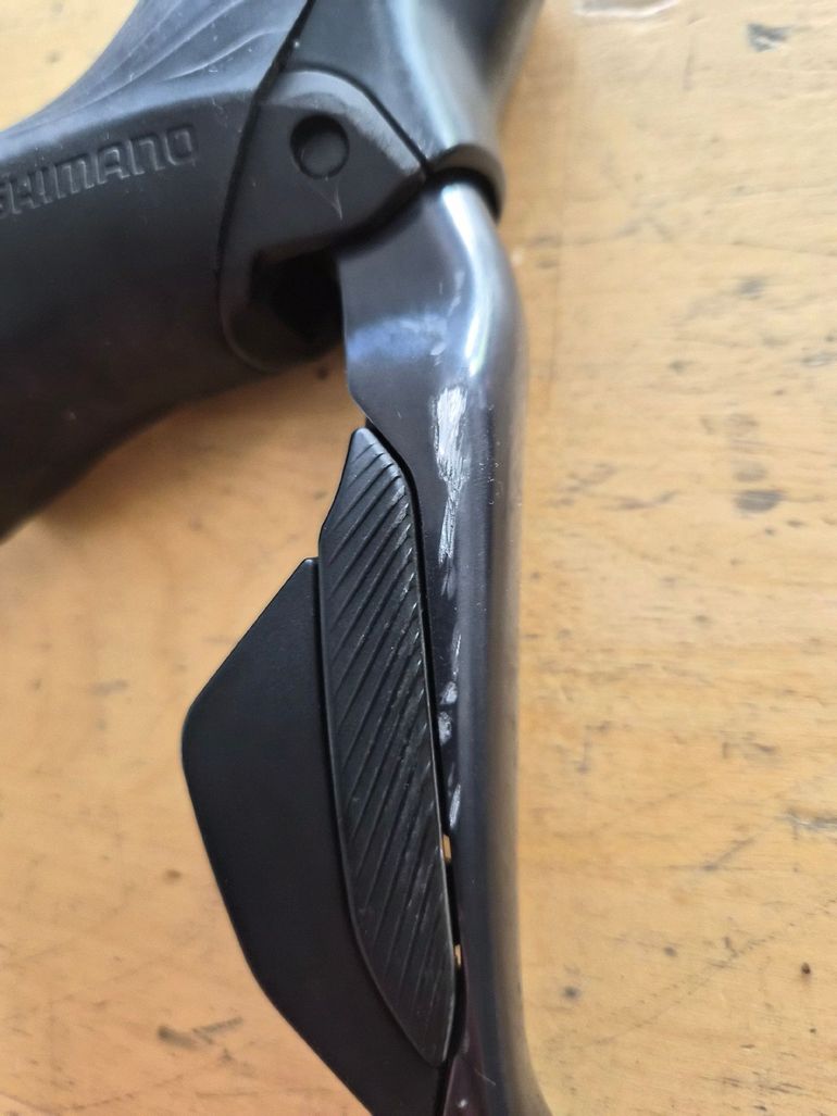 Shimano Ultegra Di2 Right Lever 2024 bike de segunda mano — imagen 1 de 4