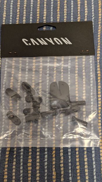 Tweedehands Canyon GP7070-02 Cable Routing Kit 2026 bike — afbeelding 2 van 4