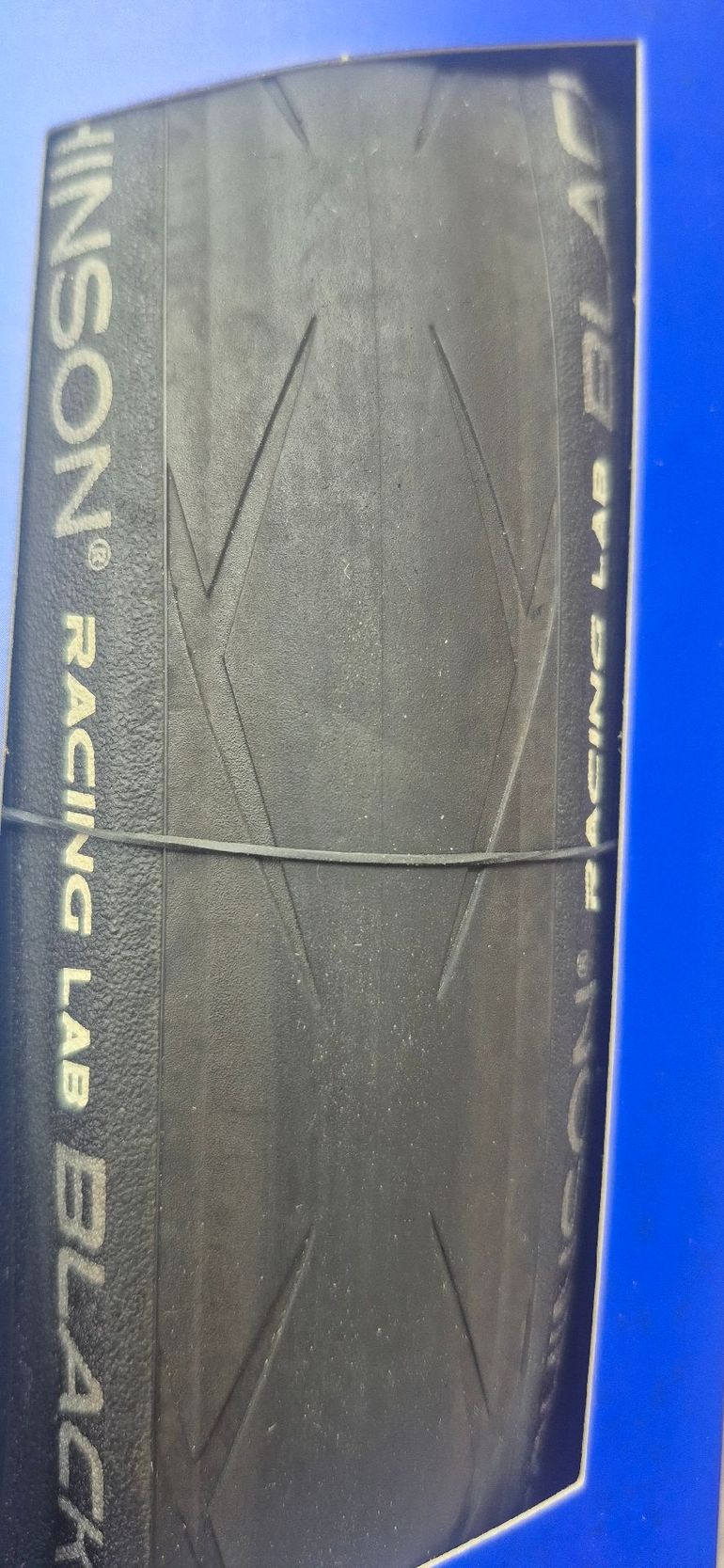 Käytetty Hutchinson Blackbird Road Tire 2026 bike — kuva 2 / 4