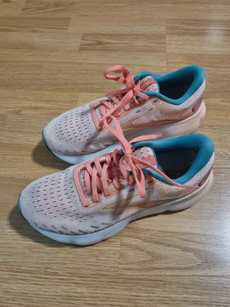 Brooks Laufschuhe bike d'occasion — image 13 sur 15