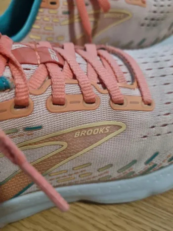 Brooks Laufschuhe bike d'occasion — image 4 sur 15