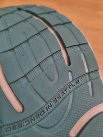 Brooks Laufschuhe bike d'occasion — image 11 sur 15