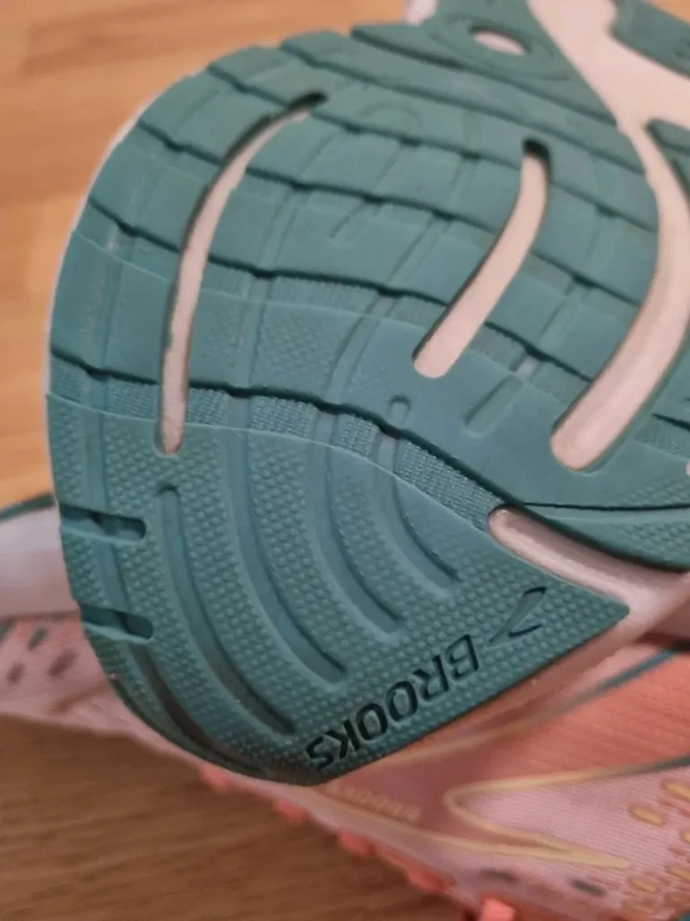 Brooks Laufschuhe bike d'occasion — image 10 sur 15