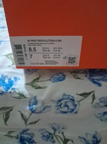 Brugt Nike Revolution 6 bike — billede 6 af 6