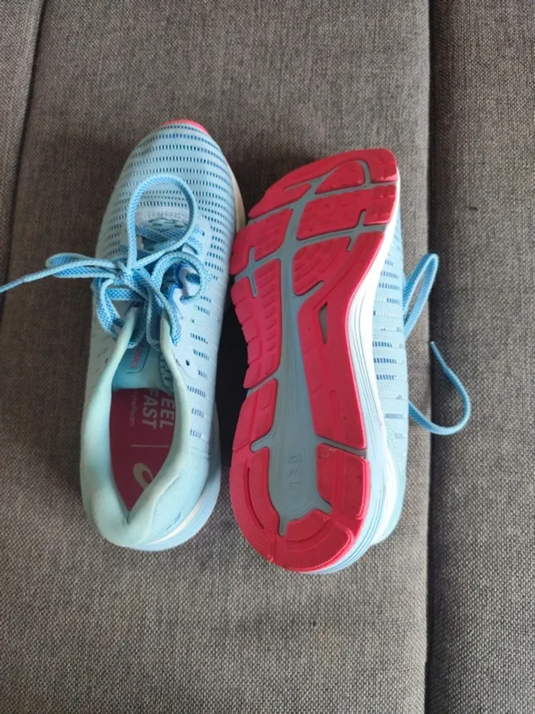 Asics DynaFlyte3 bike de segunda mano — imagen 3 de 7