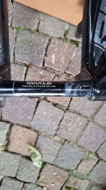 Použité Rockshox Boxxer ultimate R2C ultimate r2c bike — obrázek 7 z 9