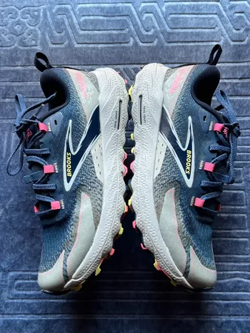 Brooks Cascadia 18 bike d'occasion