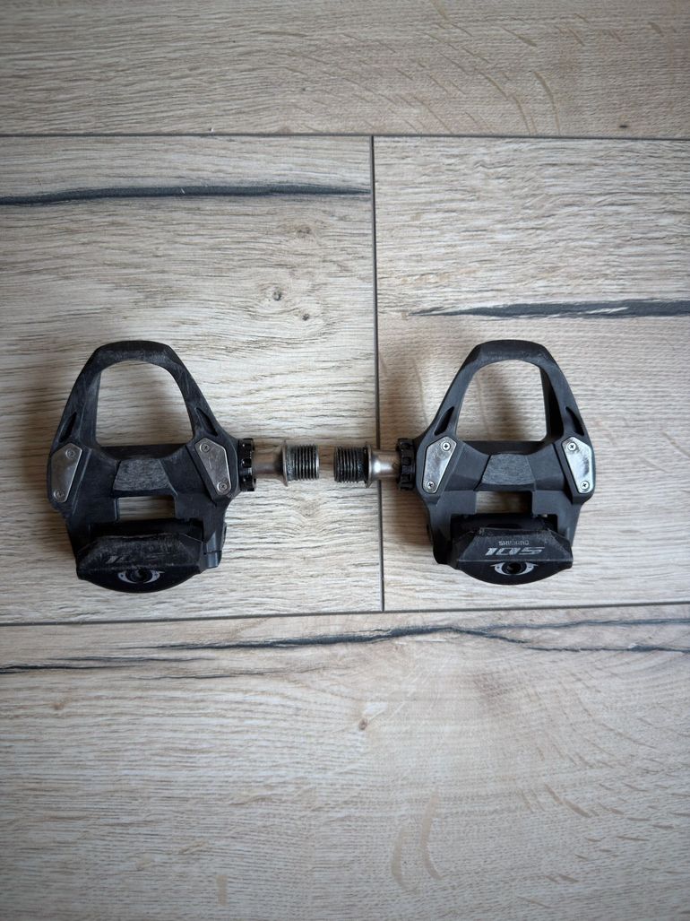 Used Shimano 105 PD-R7000 Pedals bike — image 3 of 3