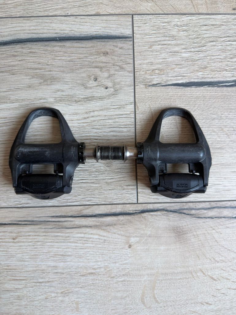 Used Shimano 105 PD-R7000 Pedals bike — image 2 of 3