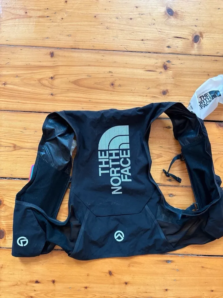 The North Face Laufweste Trailrunning mit Flasche bike de segunda mano — imagen 2 de 5