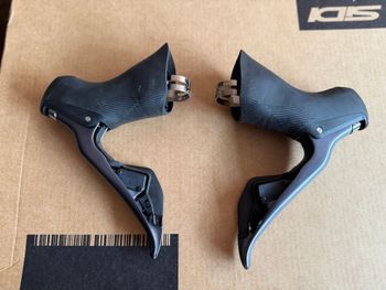 Shimano Ultegra R8150 Di2 Electronic Kit 2023 bike d'occasion — image 3 sur 10