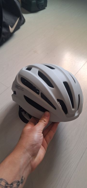 Used Giro Casco Helmet 2026 bike — image 2 of 5