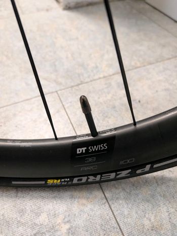 Used Dt Swiss ARC 1100 38 2026 bike — image 11 of 11