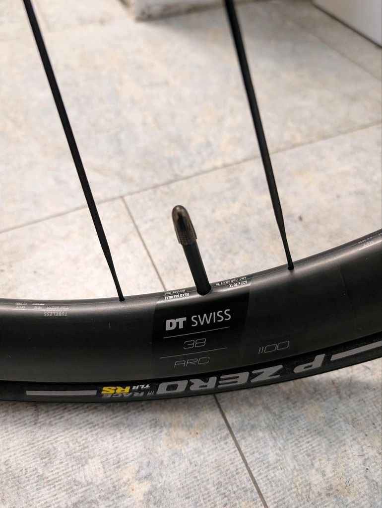Used Dt Swiss ARC 1100 38 2026 bike — image 11 of 11