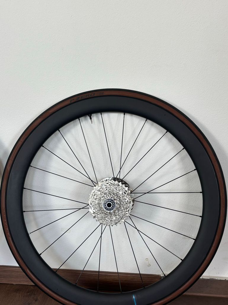 Shimano WH-RS710 Carbon Road Wheel 2025 bike de segunda mano — imagen 5 de 7
