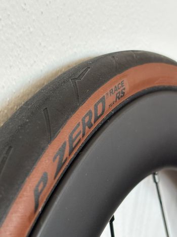 Shimano WH-RS710 Carbon Road Wheel 2025 bike de segunda mano — imagen 6 de 7