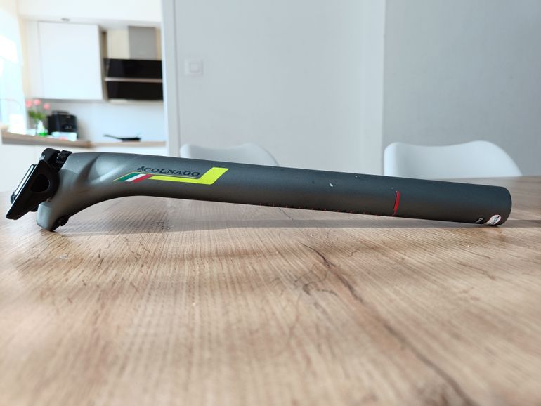 Colnago C60 HM Carbon Seatpost 31.6 350mm Grey Lime Green Road 2010 bike d'occasion — image 8 sur 24