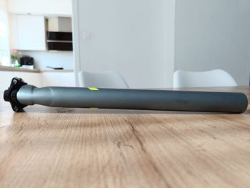 Colnago C60 HM Carbon Seatpost 31.6 350mm Grey Lime Green Road 2010 bike d'occasion — image 3 sur 24